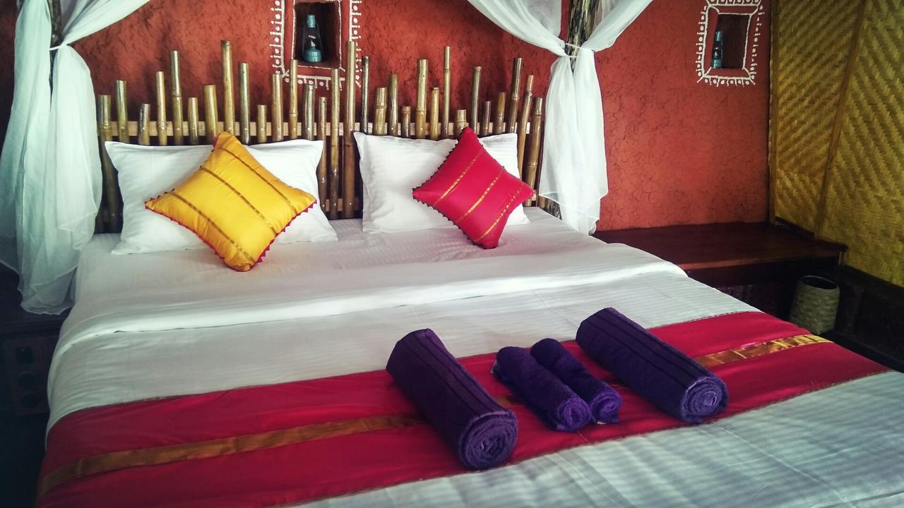 Belantara Beach Front Hotel Vengurla Eksteriør billede